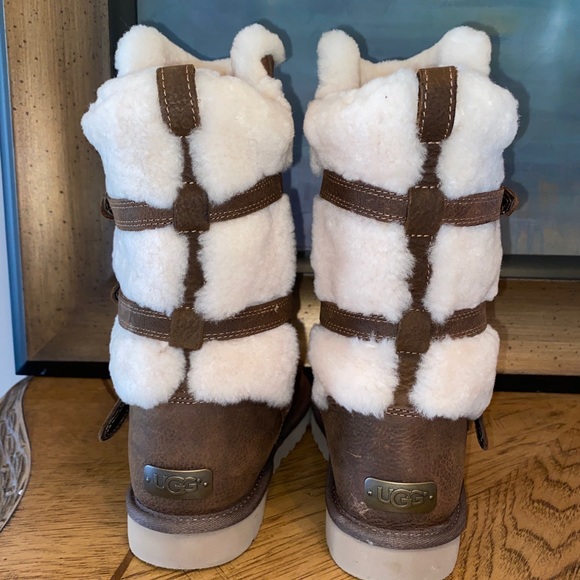 Ugg boots - Picture 4 of 12